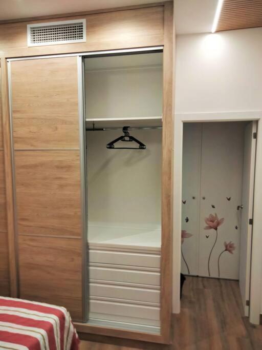 Loft La Calahorra Del Bere Con Posibilidad De Aparcamiento Pregunta Por El Pack Mas Amor Kordoba Bagian luar foto